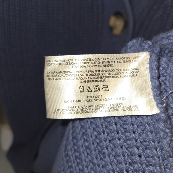 Gap sweater - Picture 3 of 7